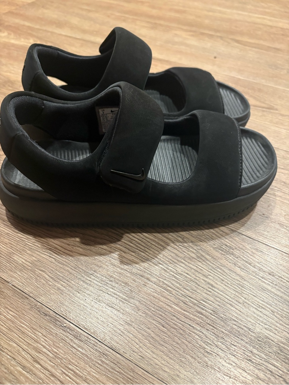 Nike Black Women's Sport Sandals - Picture 2 of 4
